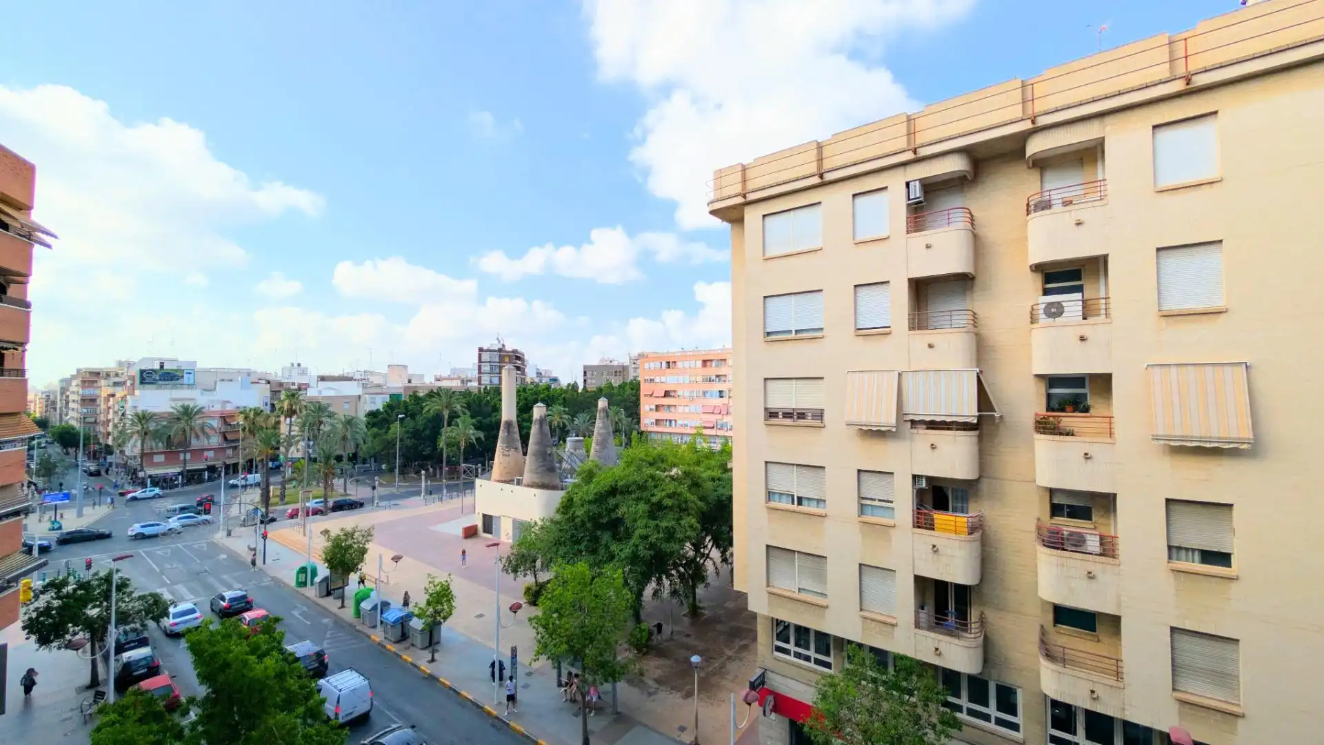 Exterior view of Flat for sale in Elche / Elx  with Air Conditioner and Balcony