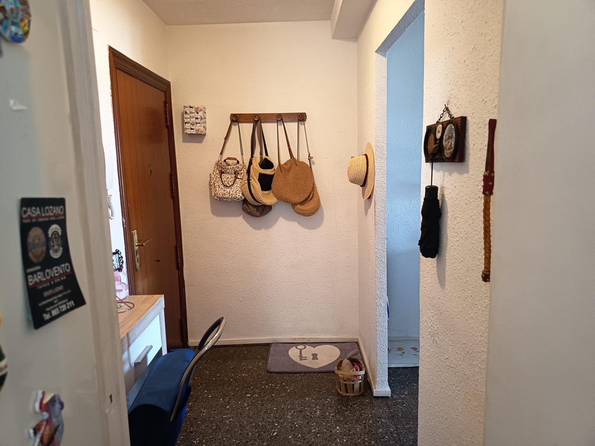 Pis en venda en Alicante / Alacant amb Jardí privat, Terrassa i Balcó