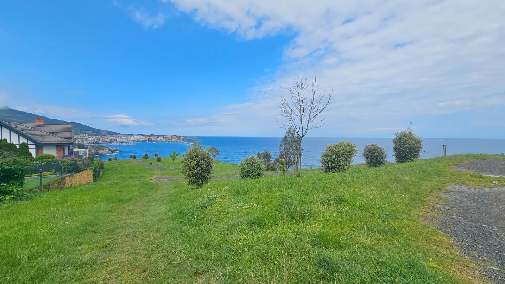 Flat for sale in Castro-Urdiales  with Heating, Balcony and Community pool