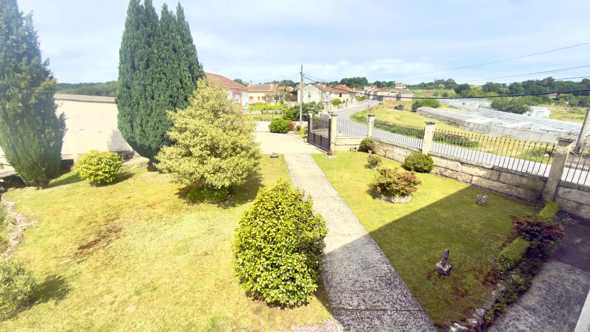 Casa con terraza en venta en Amoeiro, imagen 40