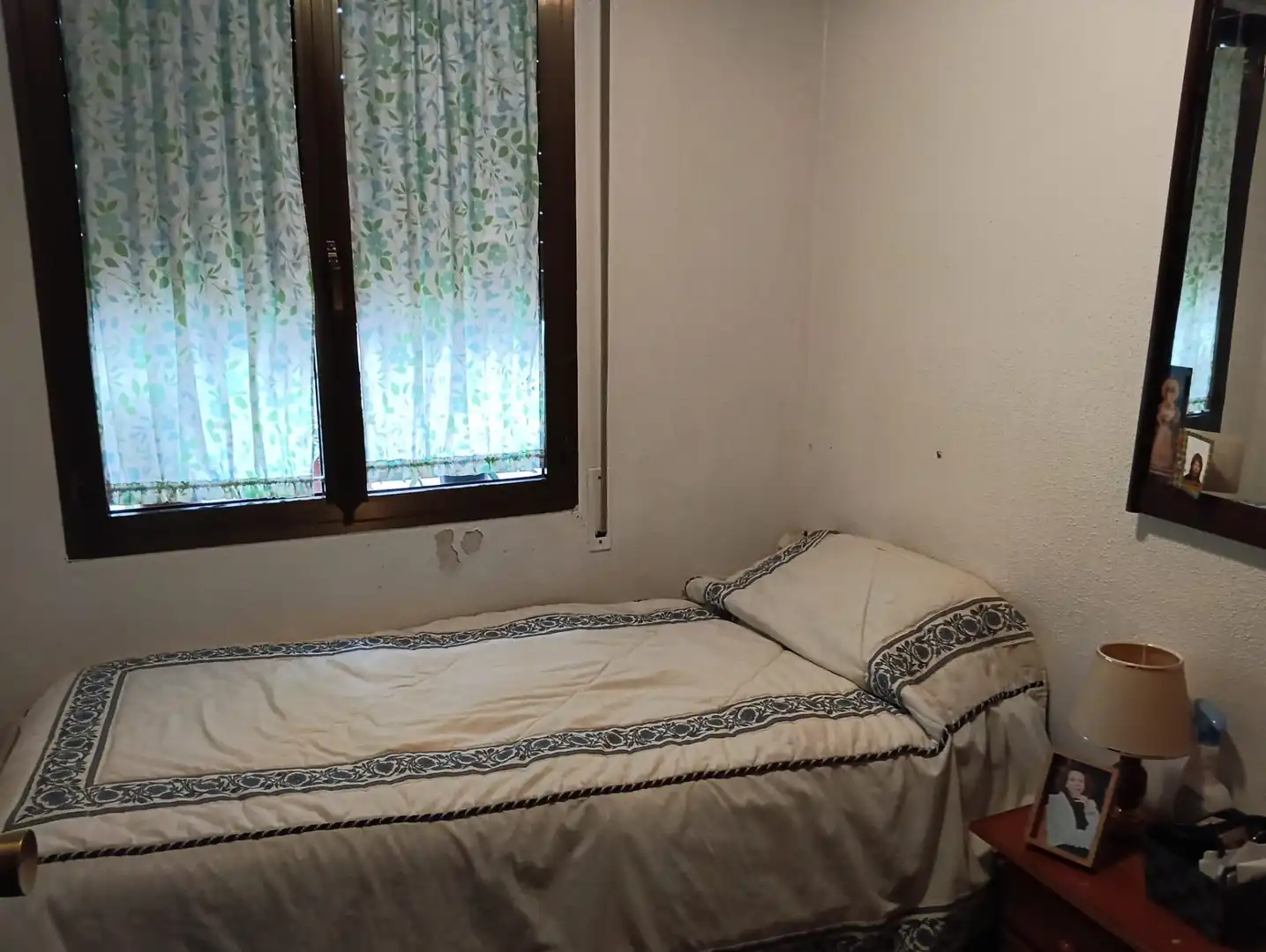 Bedroom of Flat for sale in Sevilla  with Air Conditioner, Terrace and Balcony