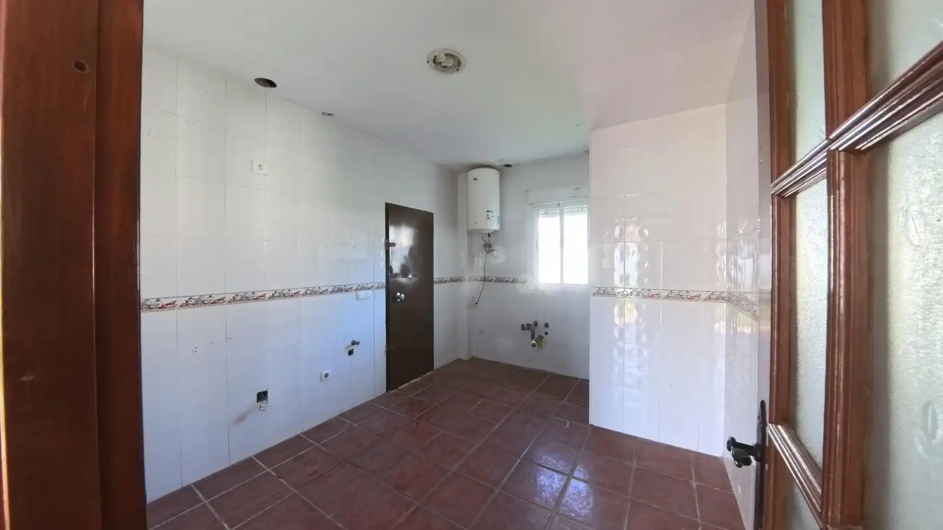 Cuina de Casa o xalet en venda en Chiclana de la Frontera amb Jardí privat i Terrassa