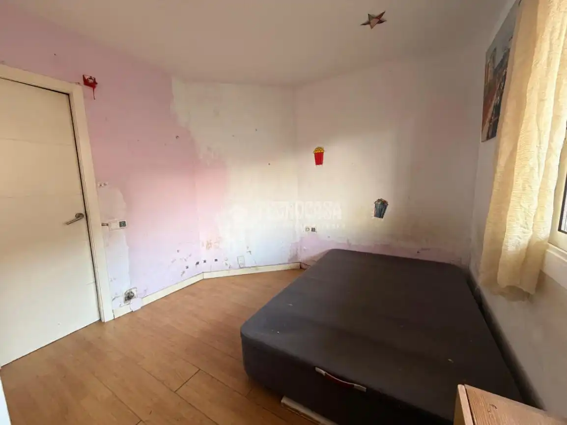 Bedroom of Study for sale in Barcelona  with Balcony and Community pool
