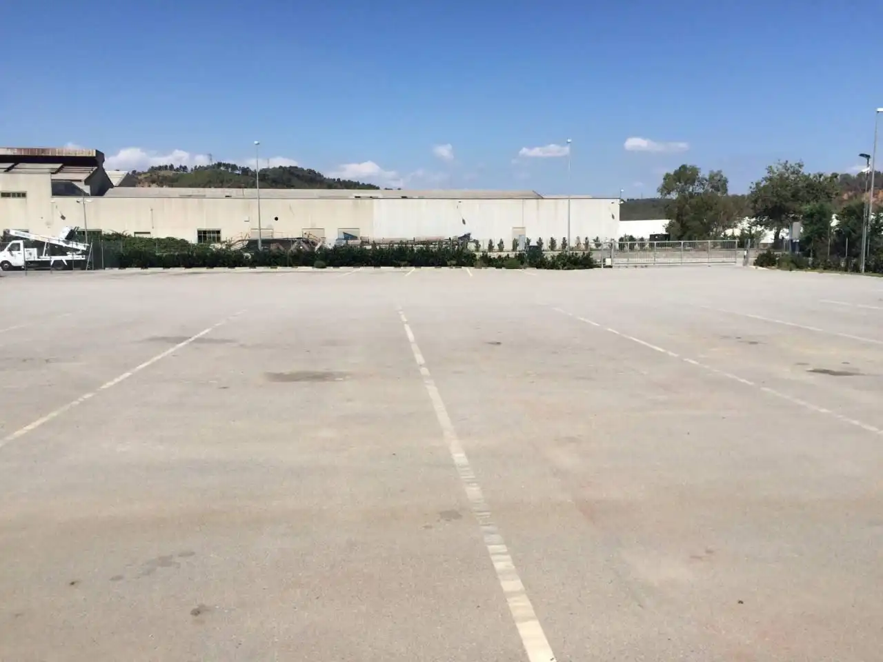 Parkplatz von Fabrik Grundstücke zur Miete in Castellbisbal