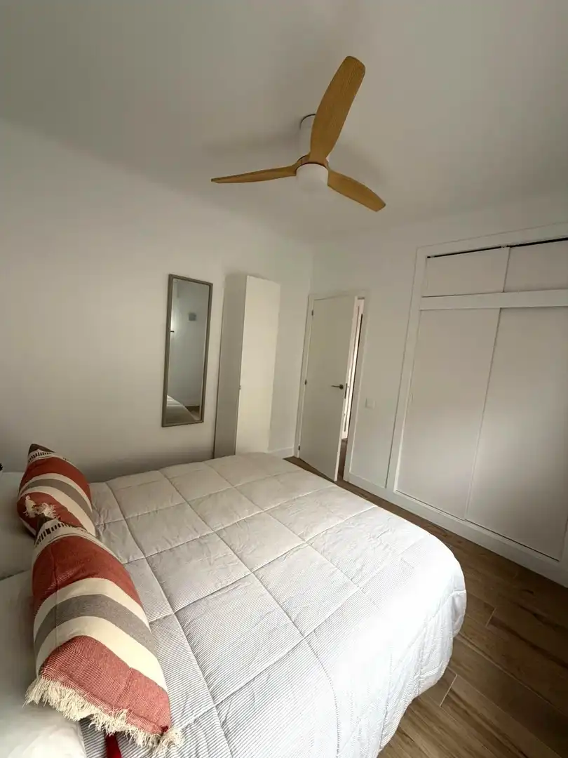 Schlafzimmer von Wohnung zur Miete in Alicante / Alacant