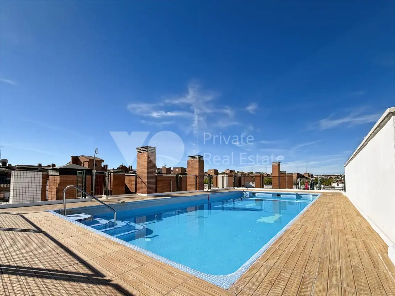 Flat with pool for sale in Los Arroyos