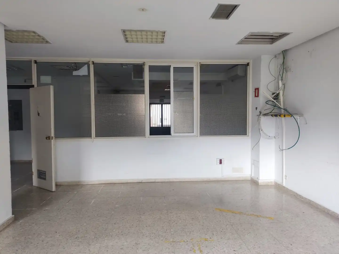 Business premises for sale in Jarandilla de la Vera, imagen 11