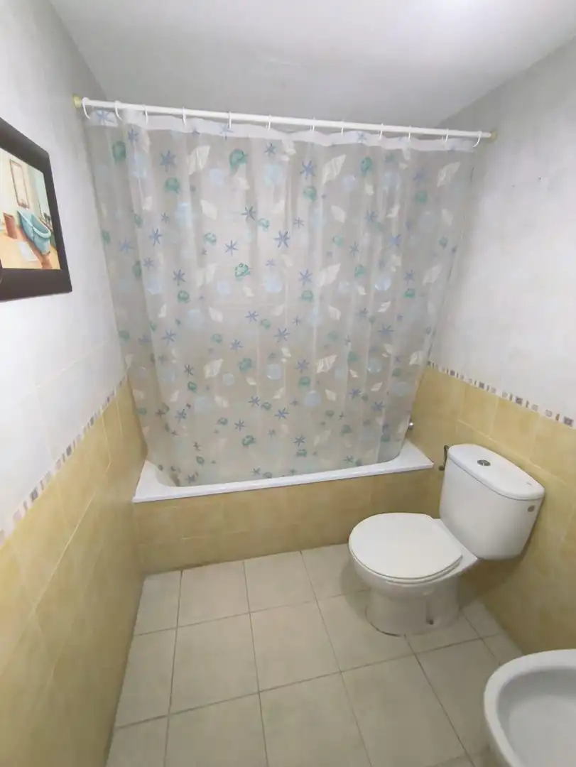 Badezimmer von Wohnung zum Verkauf in Ocaña mit Heizung und Terrasse