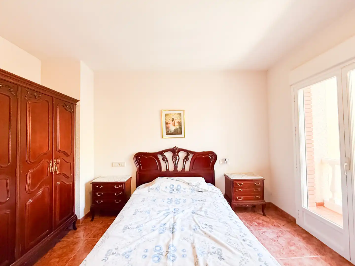 Schlafzimmer von Einfamilien-Reihenhaus zum Verkauf in Baza mit Klimaanlage, Heizung und Terrasse