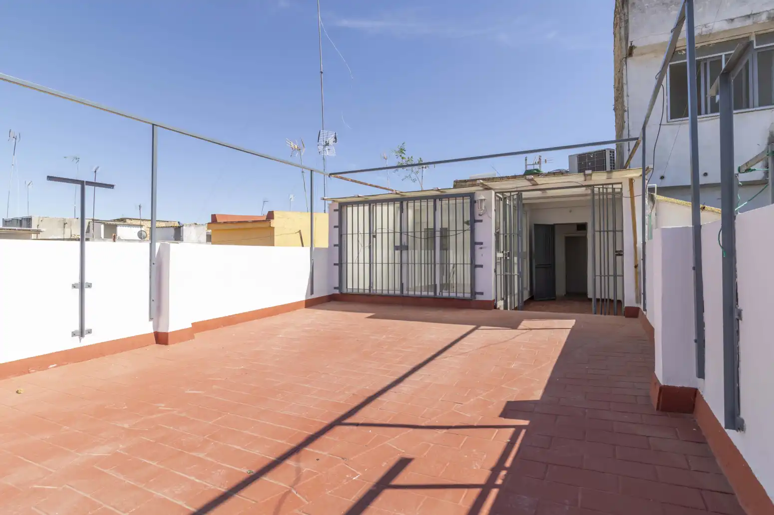 Terrassa de Casa adosada en venda en Sevilla amb Terrassa i Balcó