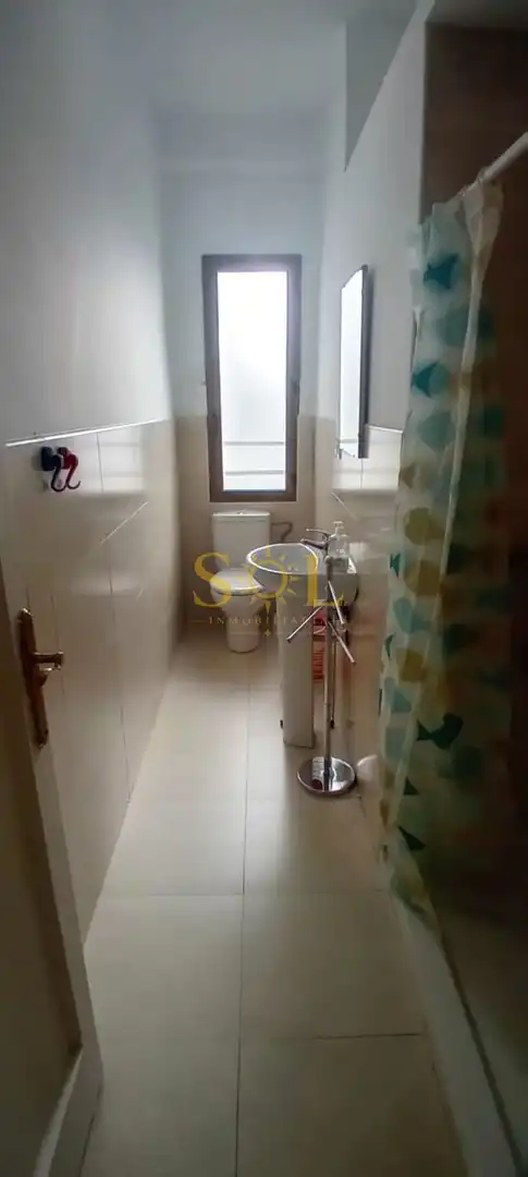 Badezimmer von Wohnung zur Miete in León Capital  mit Heizung, Terrasse und Möbliert