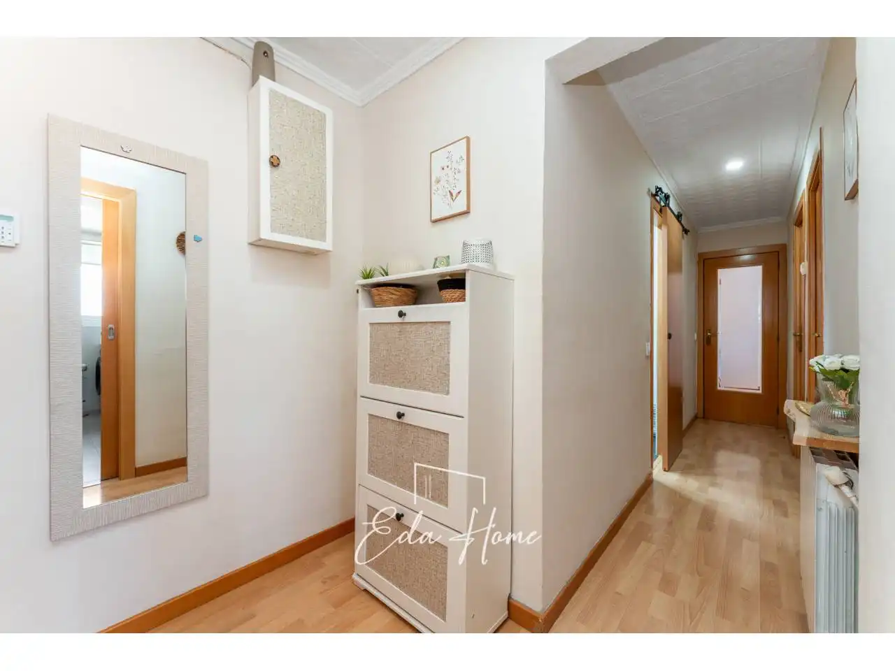 Flat for sale in Cornellà de Llobregat  with Air Conditioner, Heating and Parquet flooring