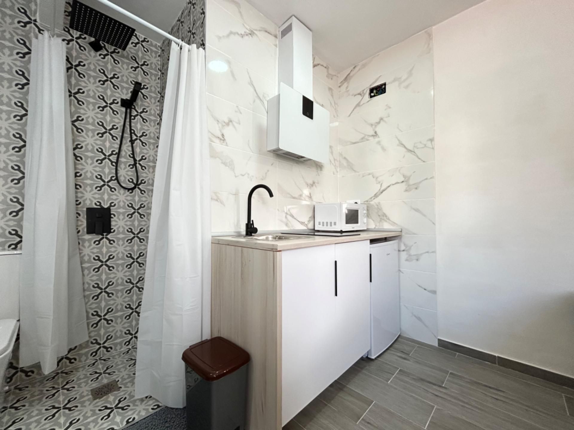 Loft to rent in Plaza Castelar - Mercado Central