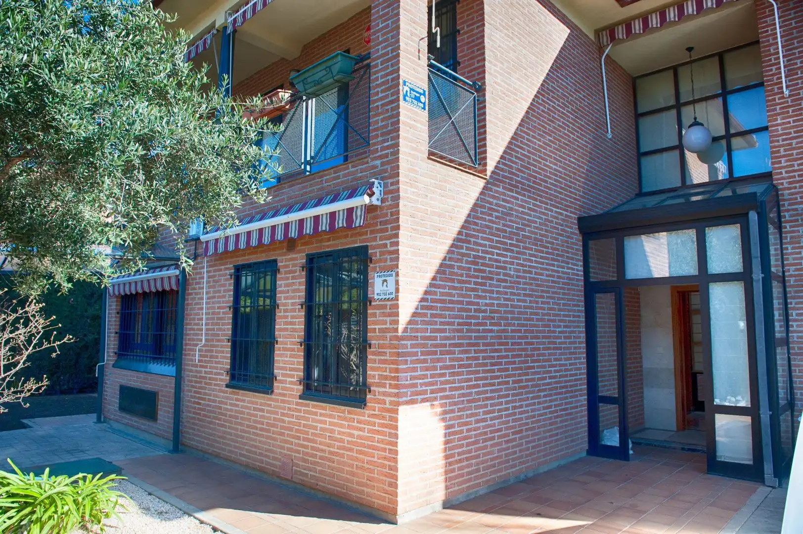 Vista exterior de Casa o chalet en venta en Aranjuez con Aire acondicionado, Calefacción y Jardín privado