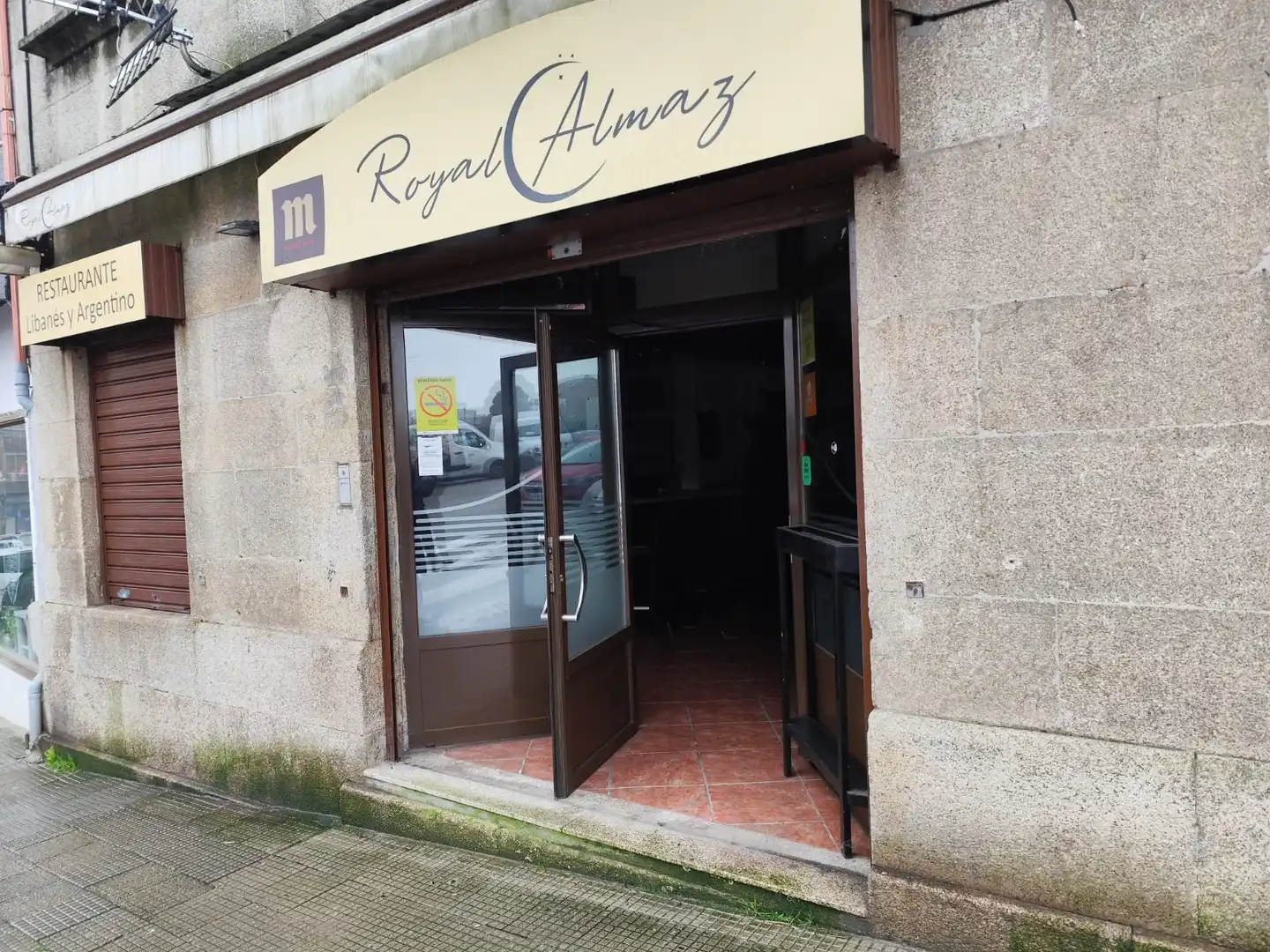 Local en venda en Vigo  amb Moblat