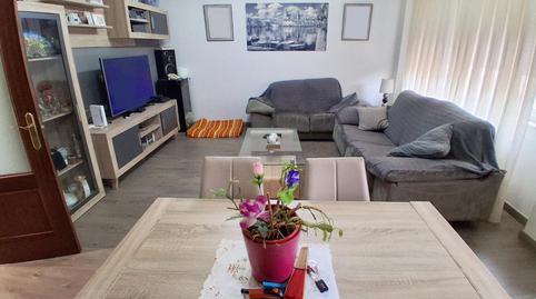 Foto 5 de Casa adosada en venta en Villares de la Reina, Salamanca