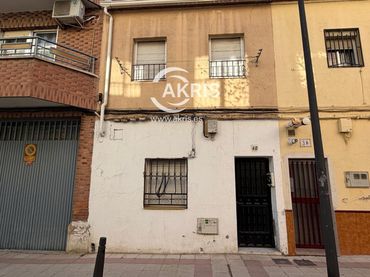 Casa con jardín en venta en del Rayo