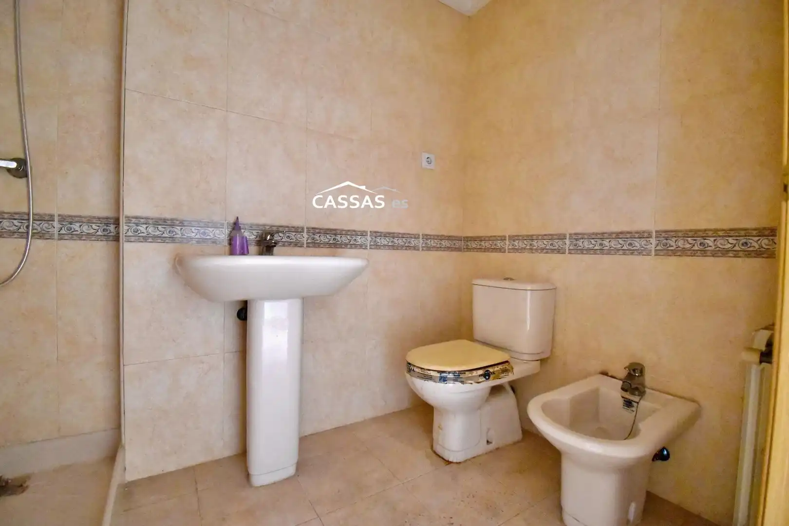 Bathroom of Flat for sale in Torrejón de Ardoz  with Heating, Parquet flooring and Storage room