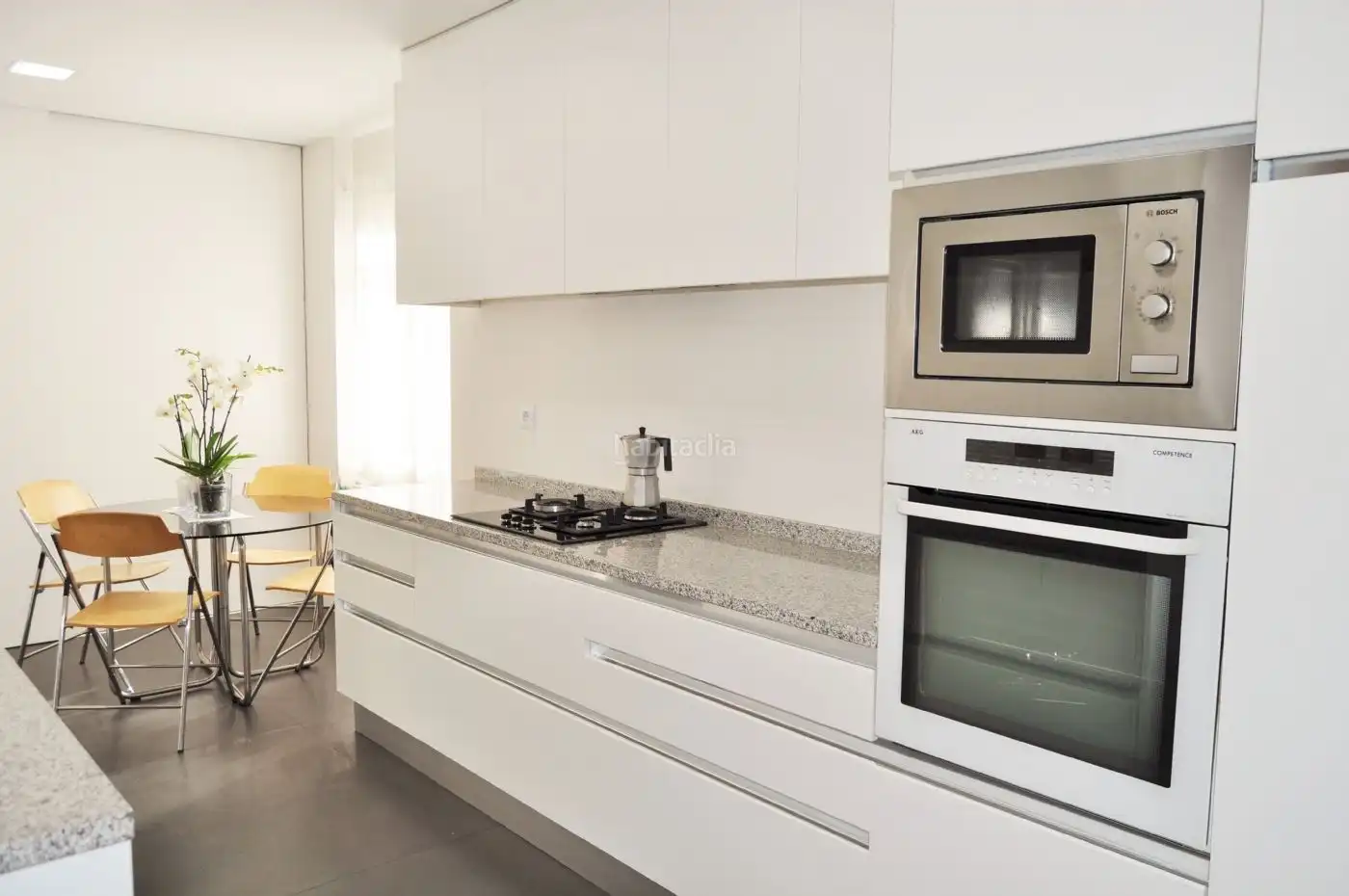 Wohnung mit Aufzug zum Verkauf in Calle de los Pirineos 29, imagen 2