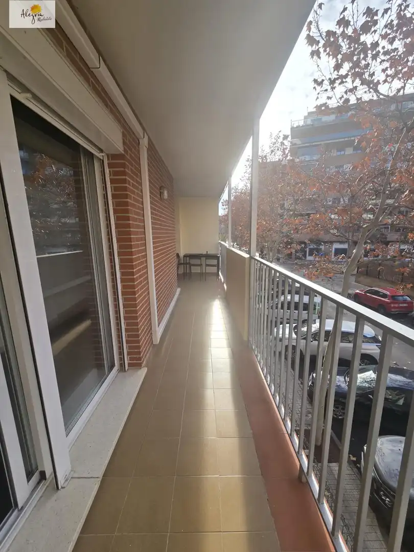 Terrassa de Apartament en venda en Paterna amb Aire condicionat, Traster i Moblat