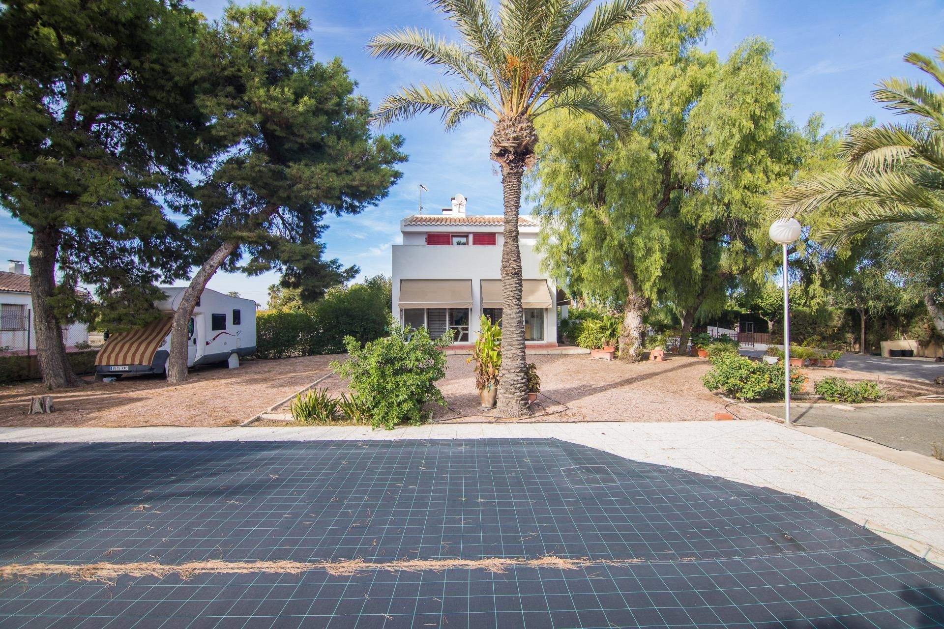 Casa o xalet en venda a Alzabares