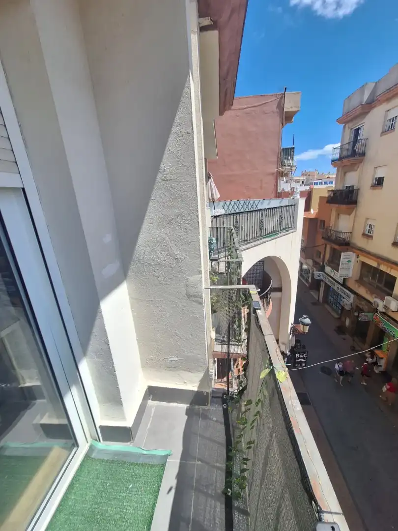 Terrassa de Àtic en venda en La Línea de la Concepción amb Terrassa, Moblat i Forn