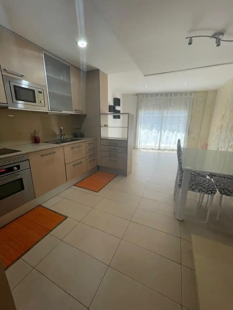 Cocina de Casa adosada en venta en Montcada i Reixac con Aire acondicionado, Jardín privado y Terraza