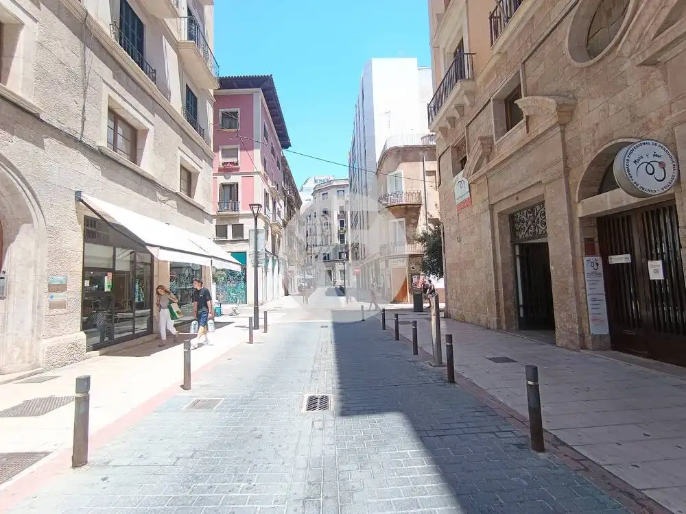 Außenansicht von Wohnung zur Miete in  Palma de Mallorca mit Klimaanlage und Heizung