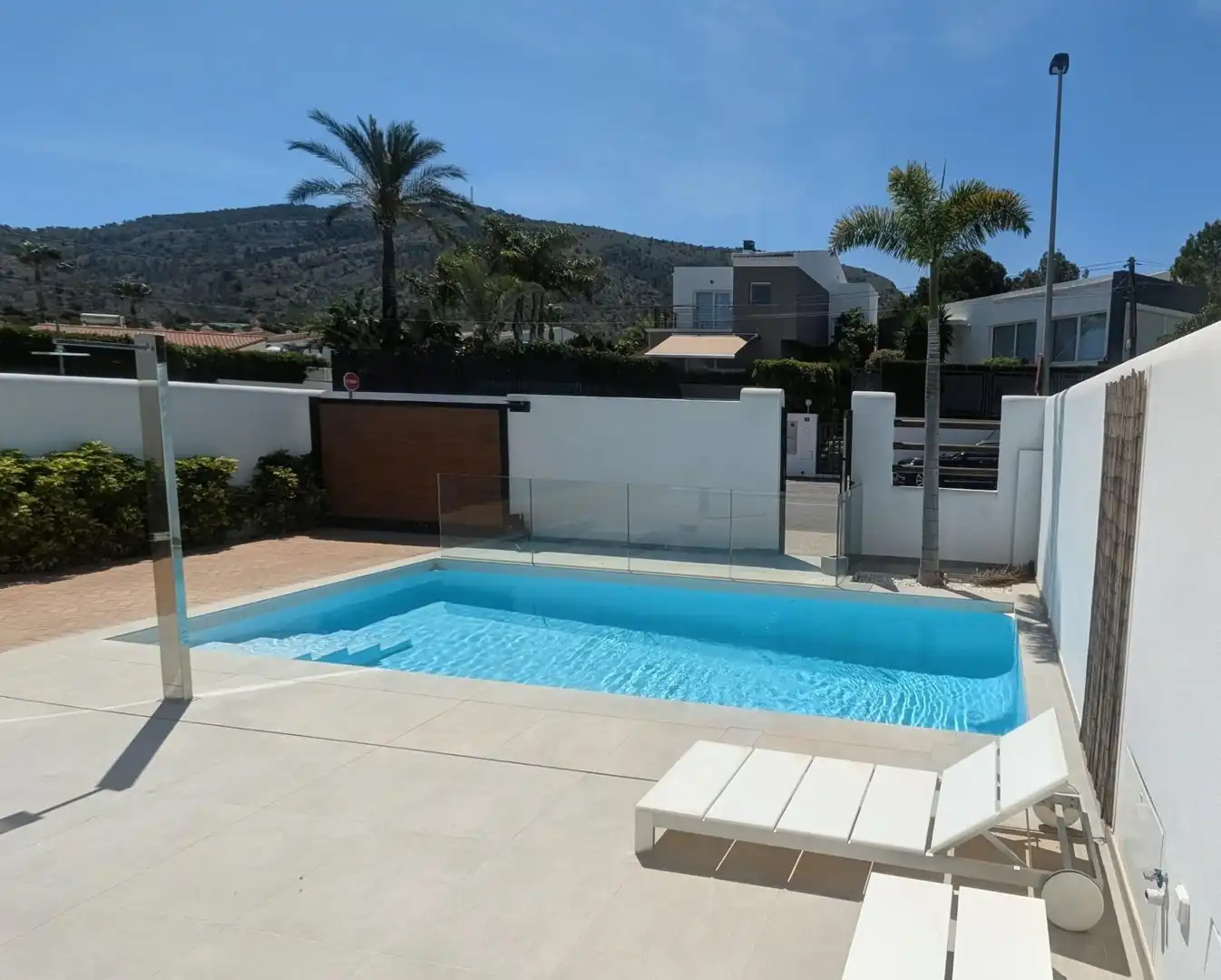 Swimming pool of Houses for sale in L'Alfàs del Pi  with Air Conditioner, Heating and Terrace