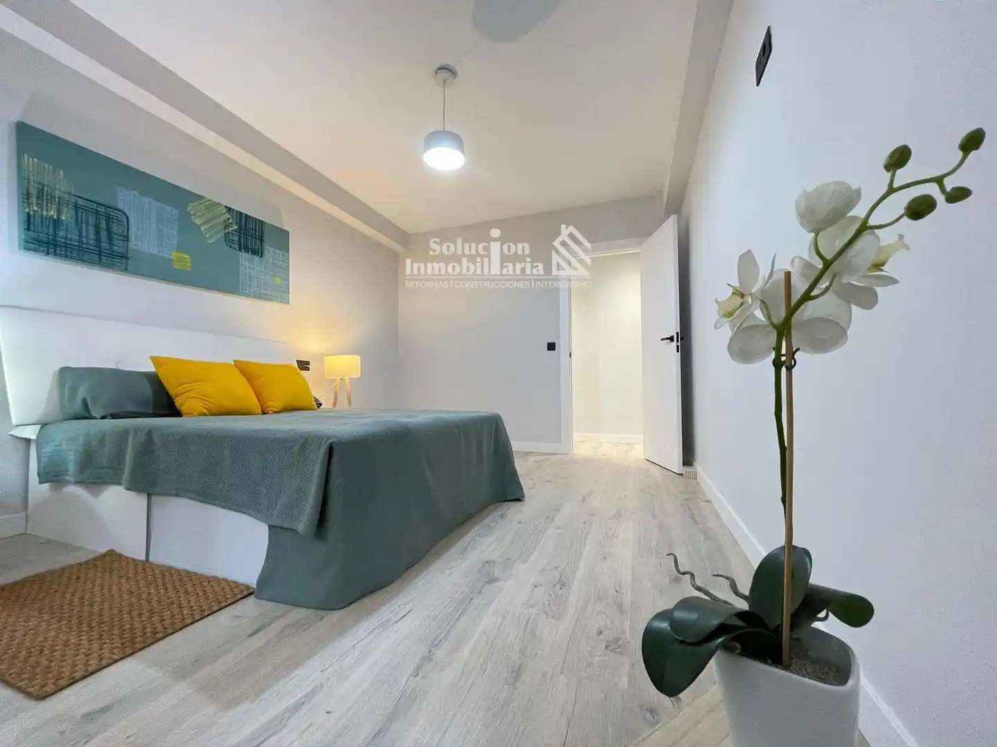Bedroom of Flat for sale in San Bernardo - Carmelitas - Campus