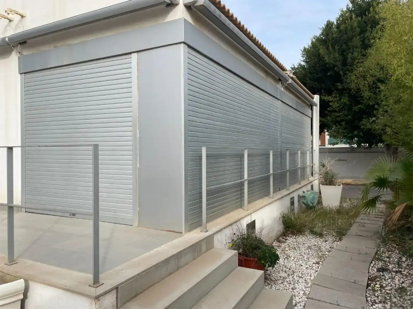Vista exterior de Casa o xalet de lloguer en Sagunto / Sagunt amb Aire condicionat, Piscina i Balcó