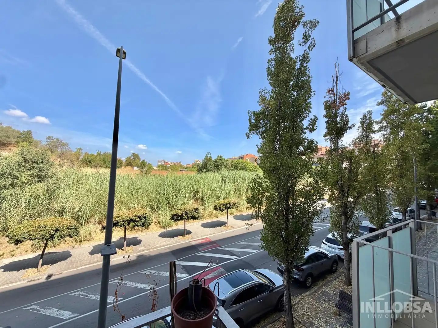 Vista exterior de Piso en venta en Manresa con Calefacción, Parquet y Terraza