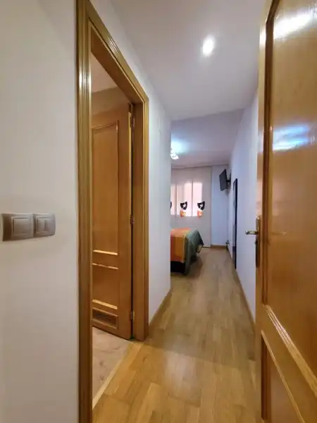 Piso en venta en Calle la Unión Mercantil, 31, Martín Carpena - Torre del Río