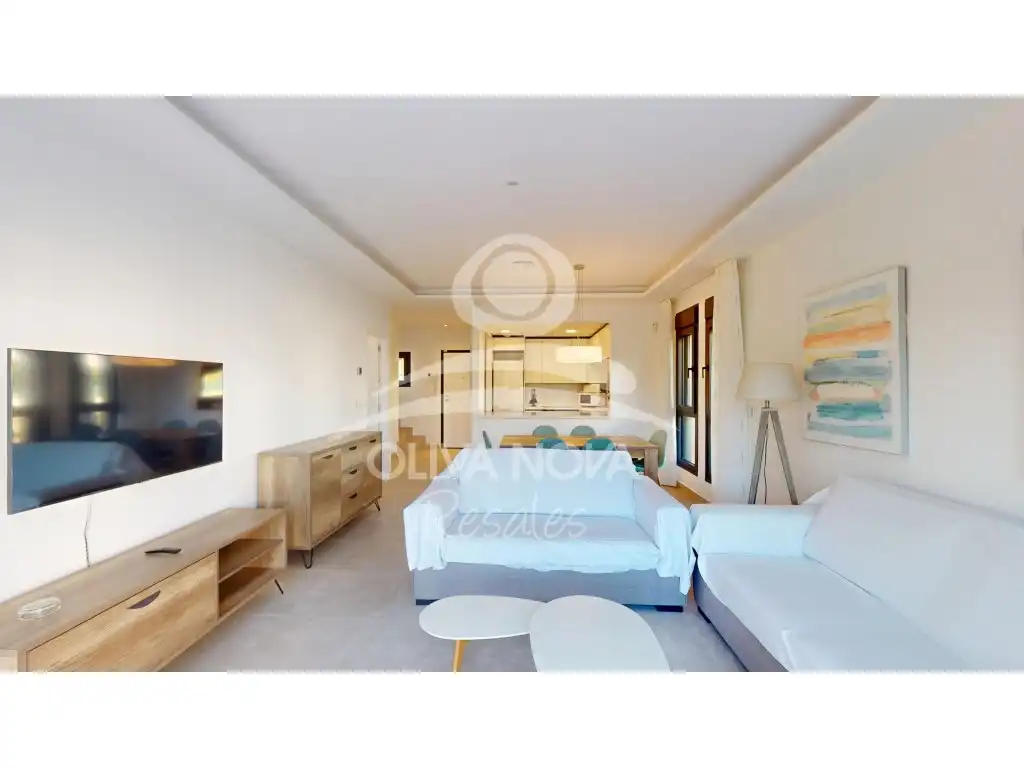 Detached homes for sale in Calle Degas, Oliva Nova