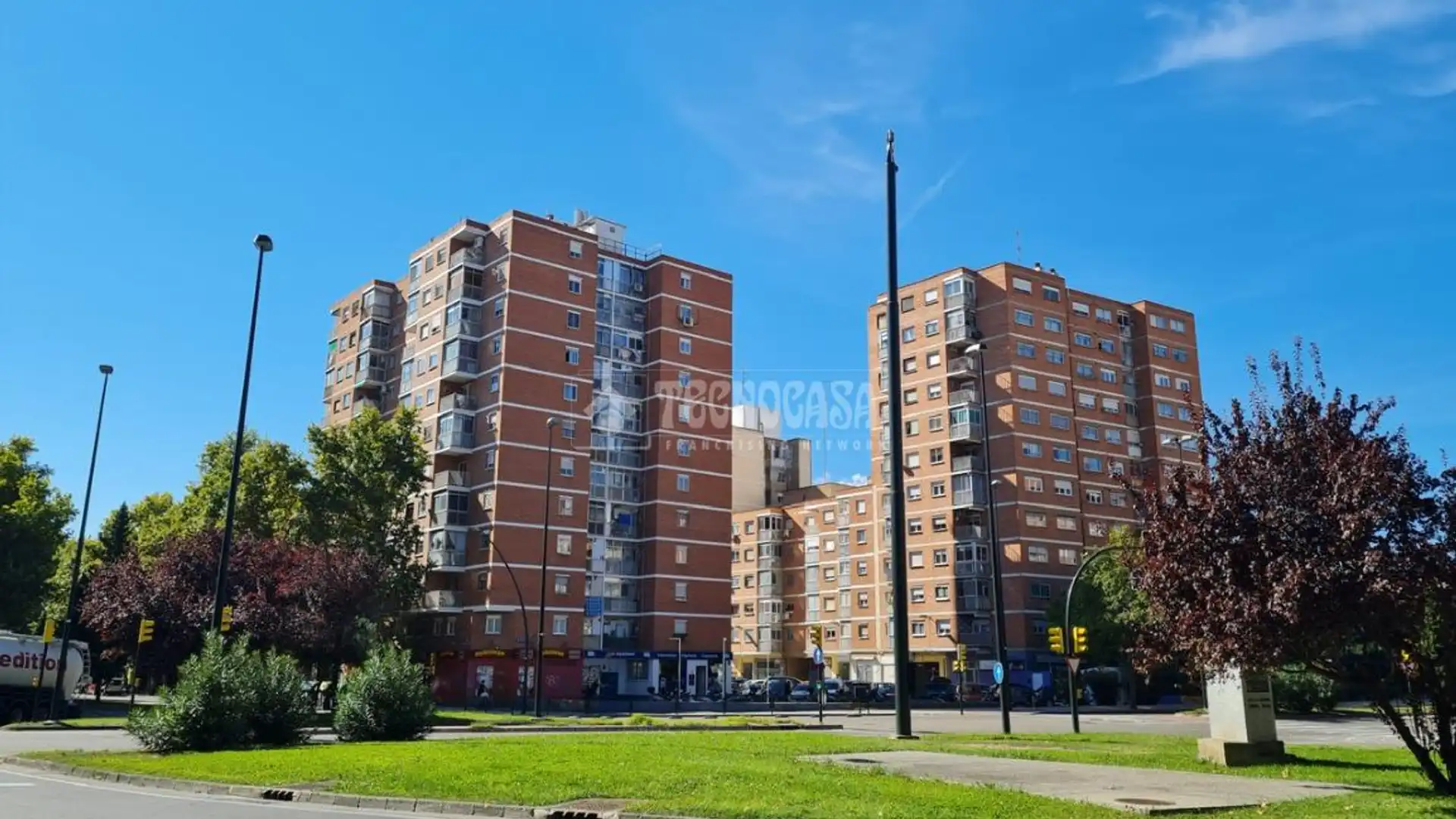 Vista exterior de Piso en venta en  Zaragoza Capital con Calefacción y Terraza