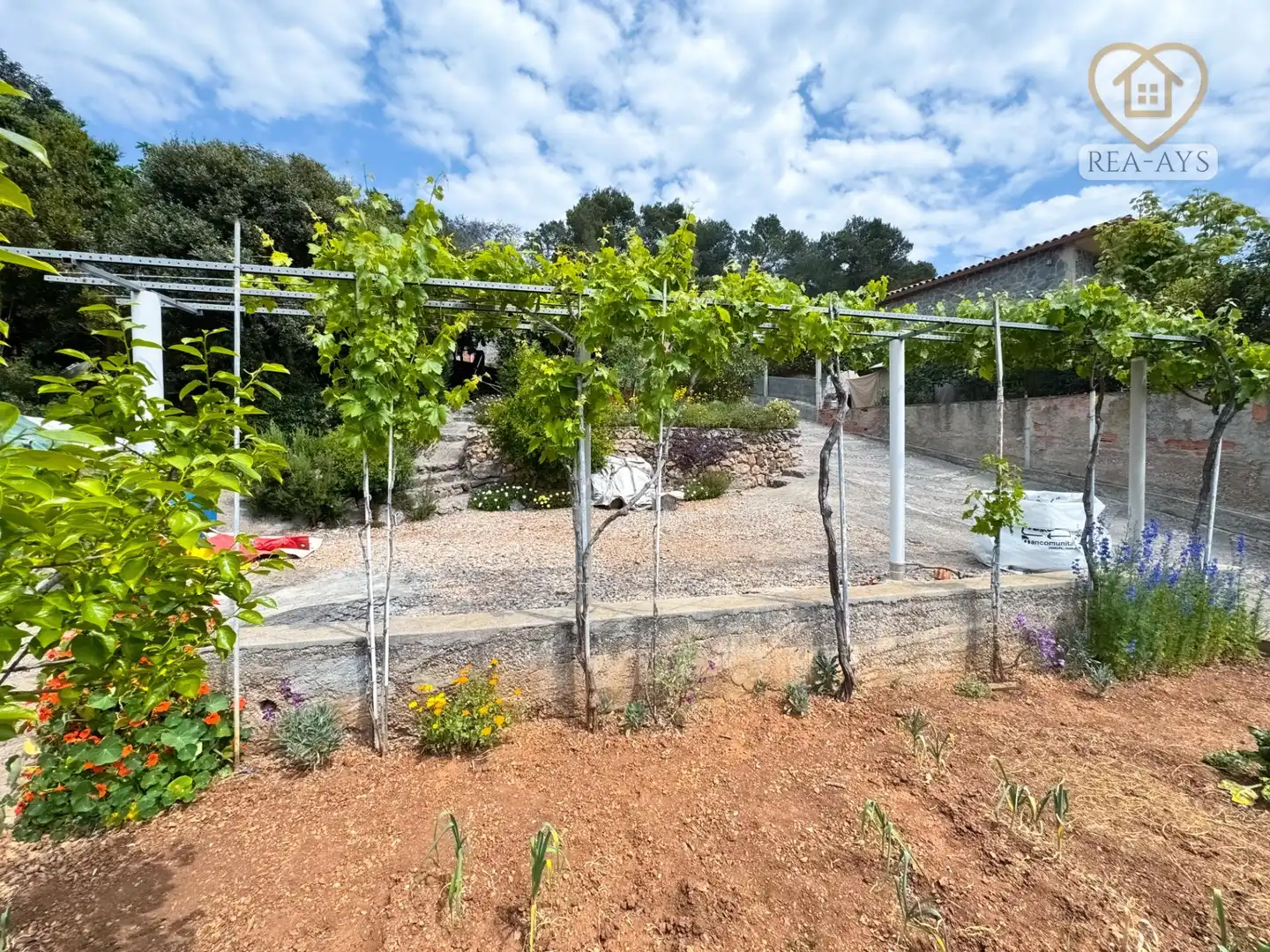Jardín de Casa o chalet en venta en Vallirana con Calefacción, Jardín privado y Terraza