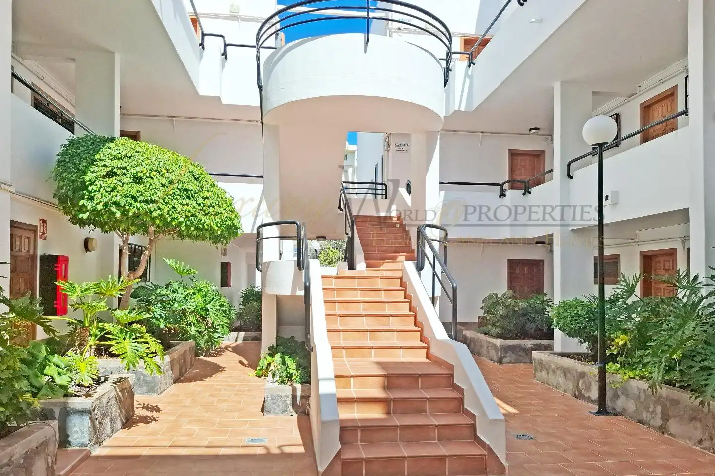 Apartament amb piscina en venda a Rafael Puig Lluvina