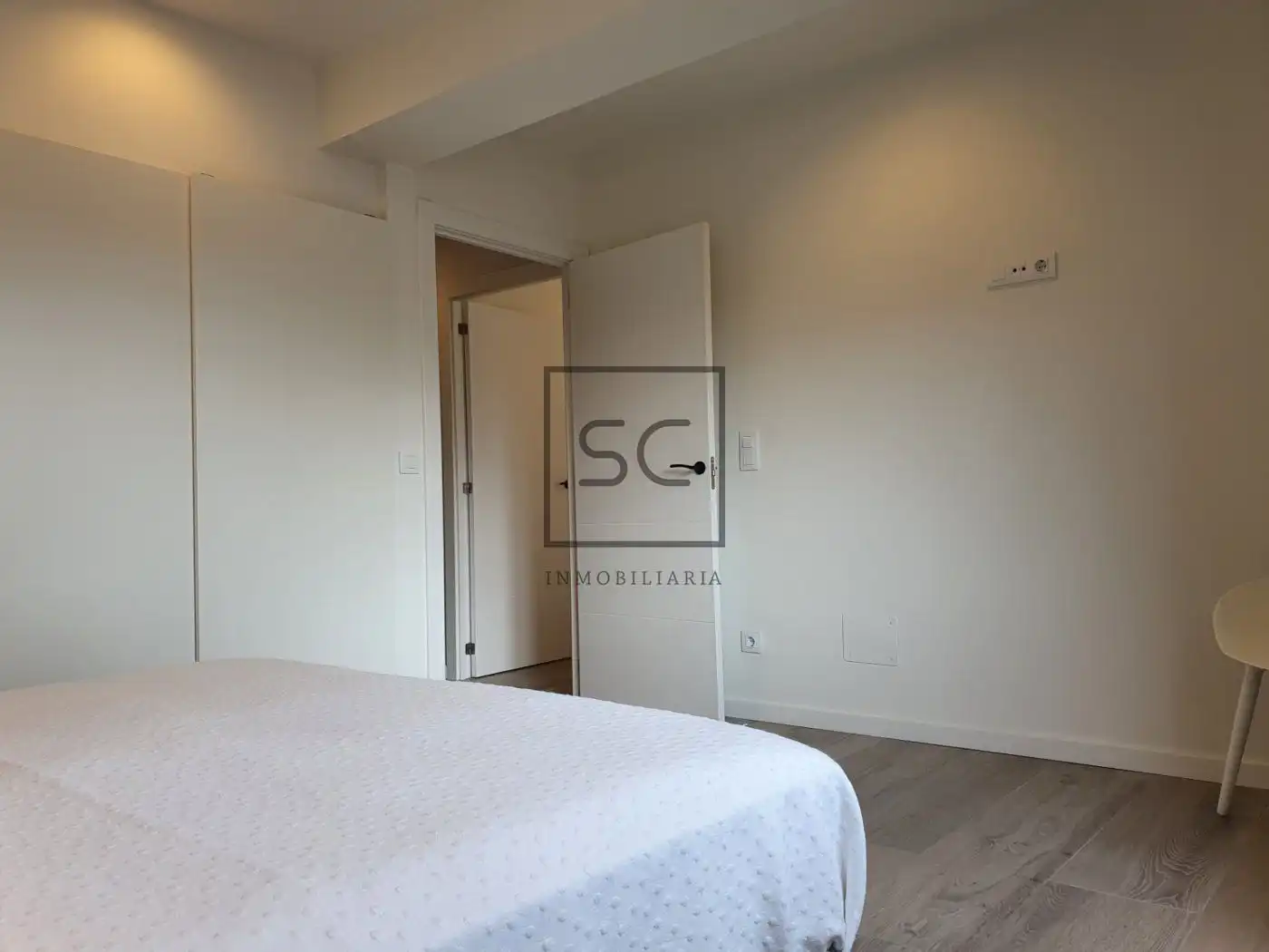 Schlafzimmer von Wohnung zur Miete in Cabanas mit Heizung und Möbliert