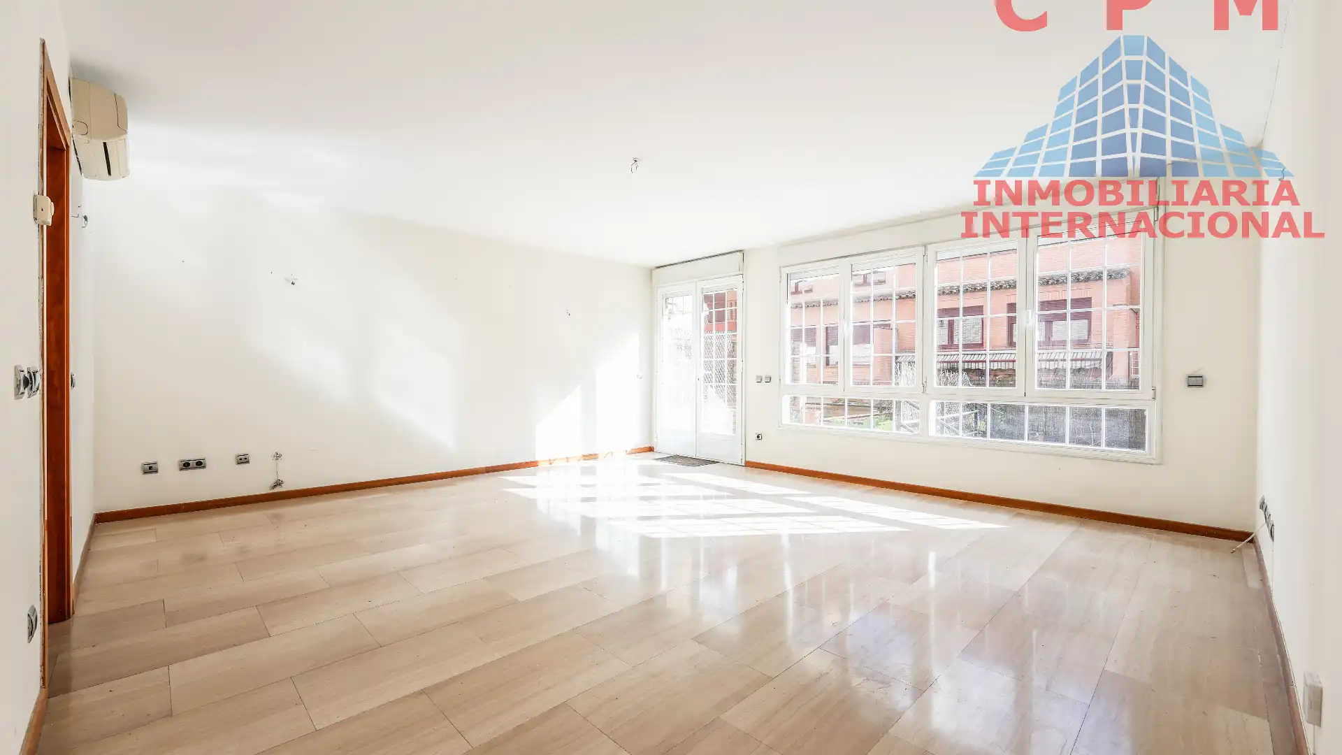 Casa adosada de lloguer a Salvador
