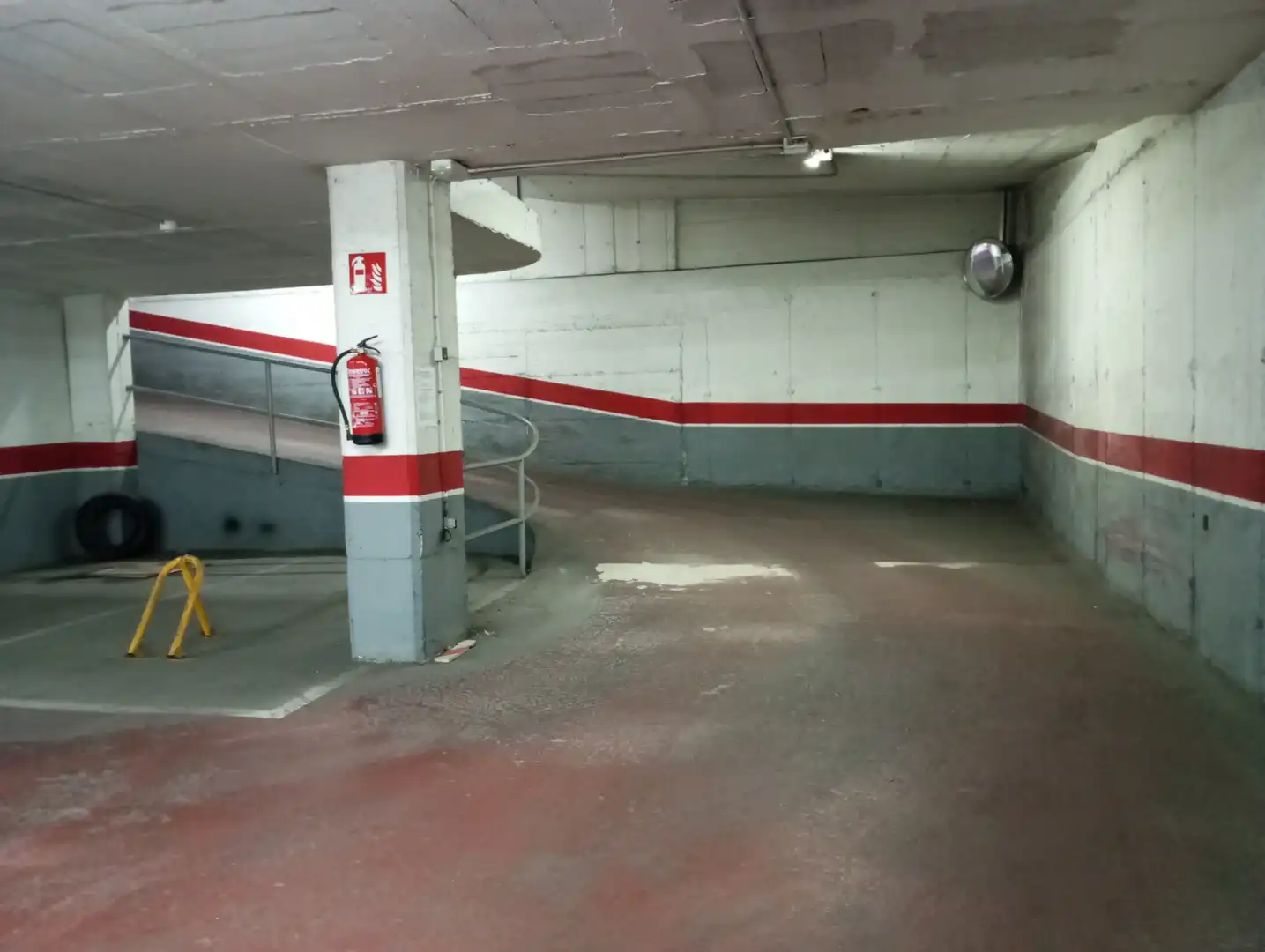 Individual with lift for sale in Carrer de Bernat Boades, imagen 3
