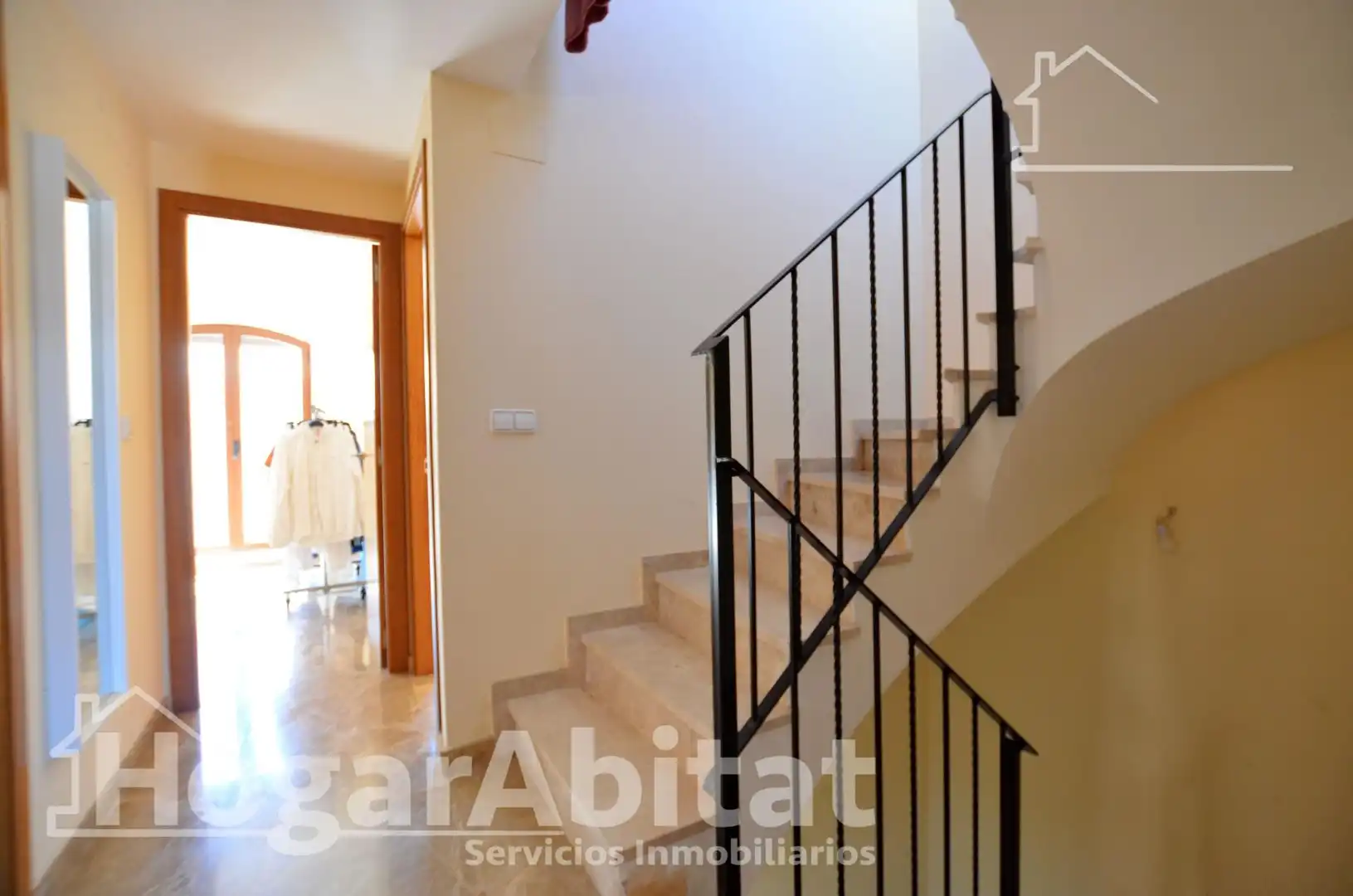 Casa adosada en venta en Favara con Terraza, Trastero y Balcón
