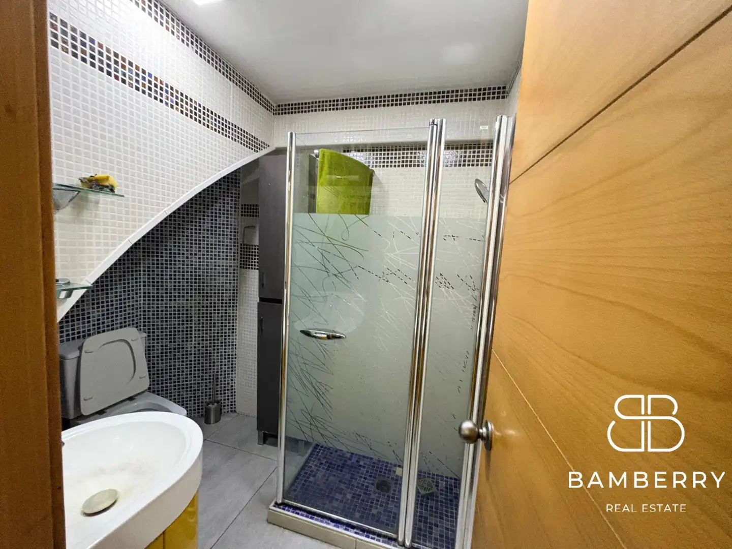 Badezimmer von Geschaftsraum zum Verkauf in Premià de Mar