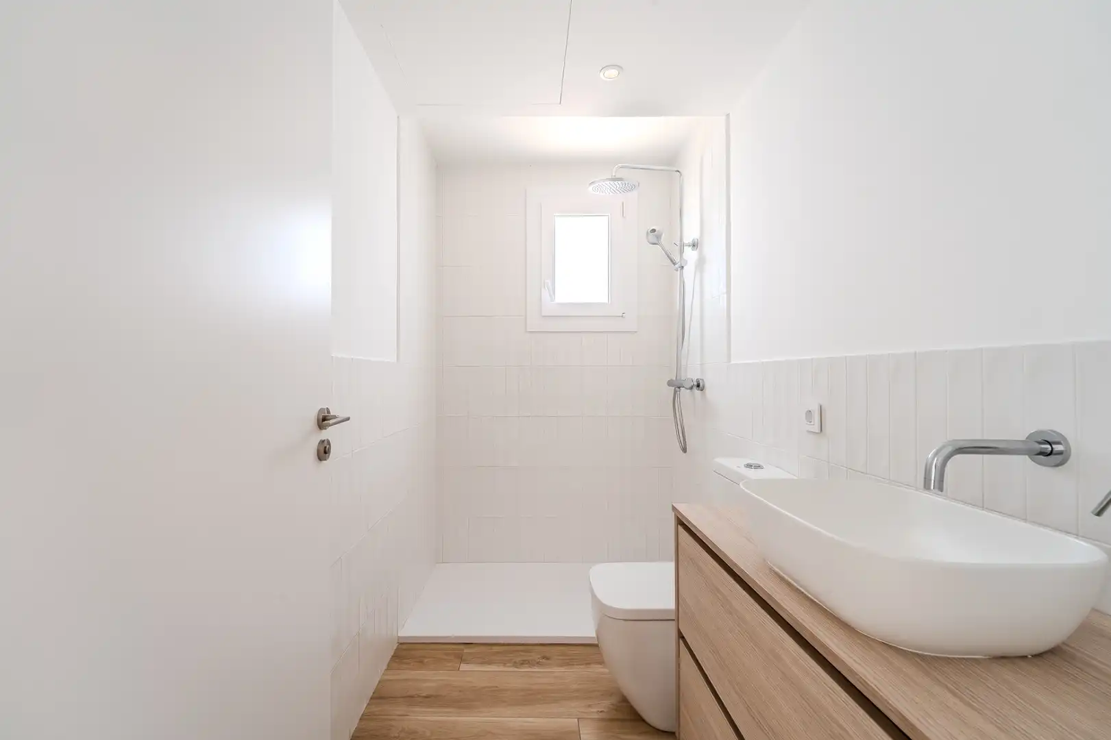 Badezimmer von Haus oder Chalet zum Verkauf in L'Ametlla de Mar  mit Klimaanlage, Heizung und Privatgarten