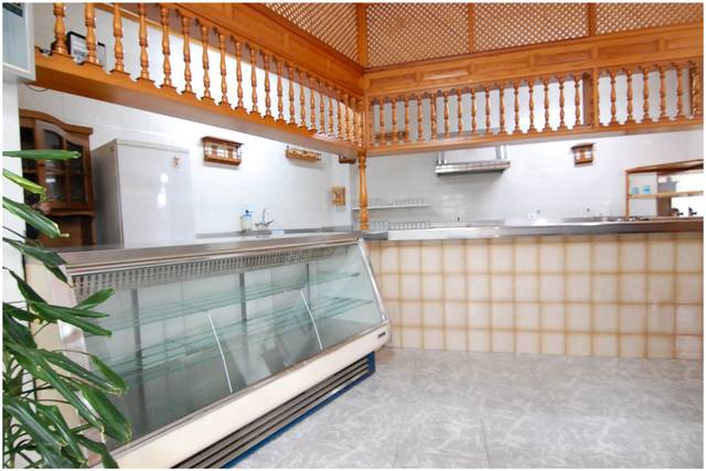 Local comercial en Alquiler en Calle Carril Alto, 34 en Campo de Golf - Agua García - Juan Fernández