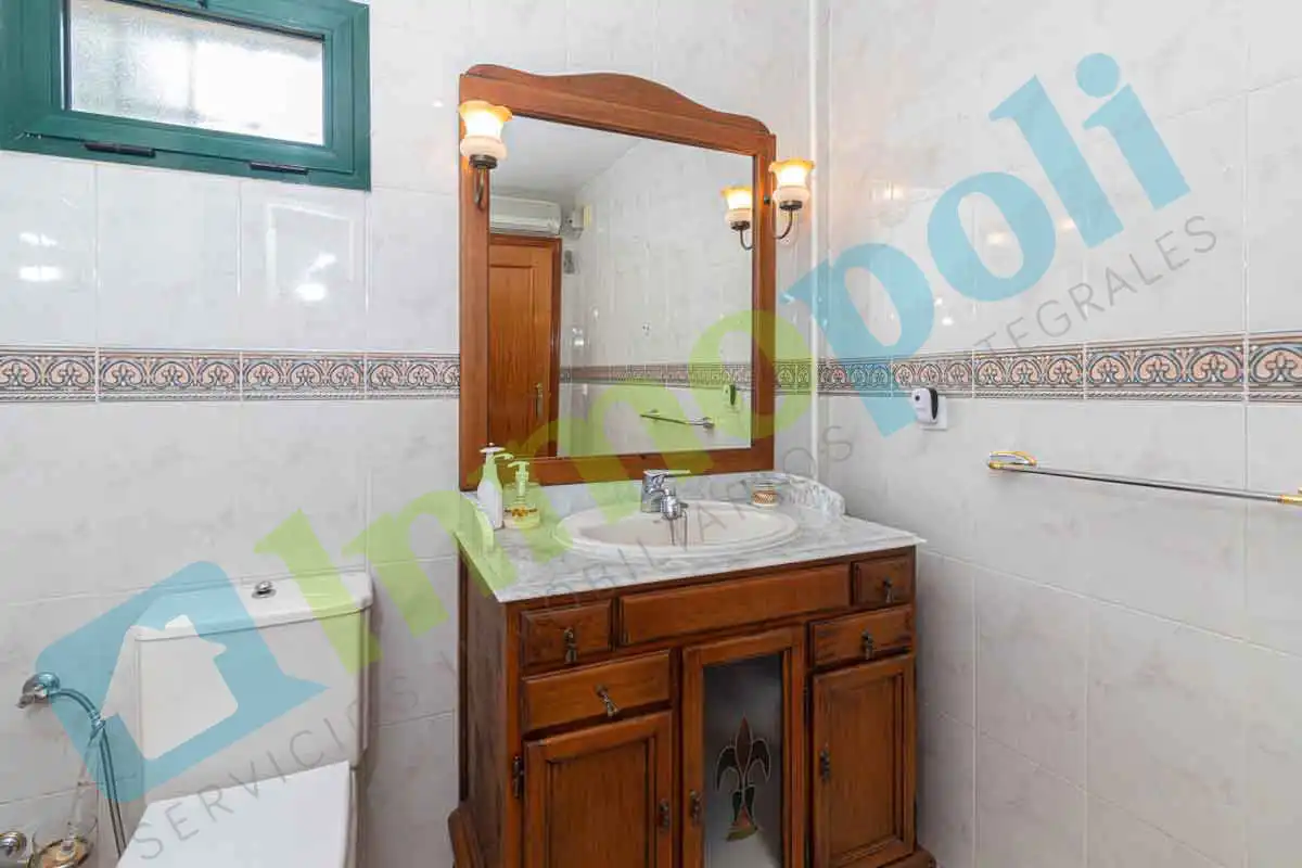 Badezimmer von Haus oder Chalet zum Verkauf in Badajoz mit Klimaanlage und Abstellraum