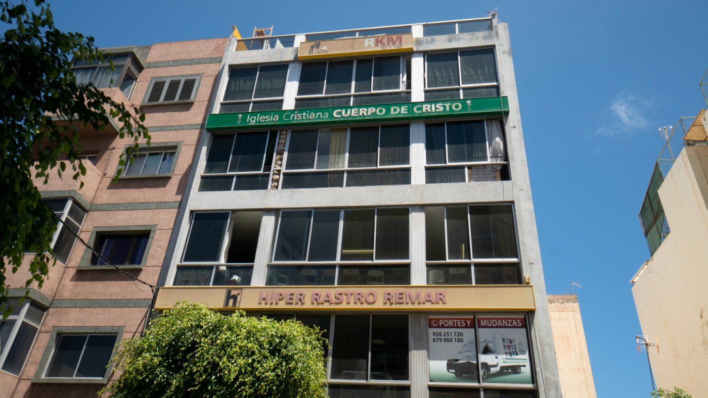 Vista exterior de Edifici en venda en Las Palmas de Gran Canaria