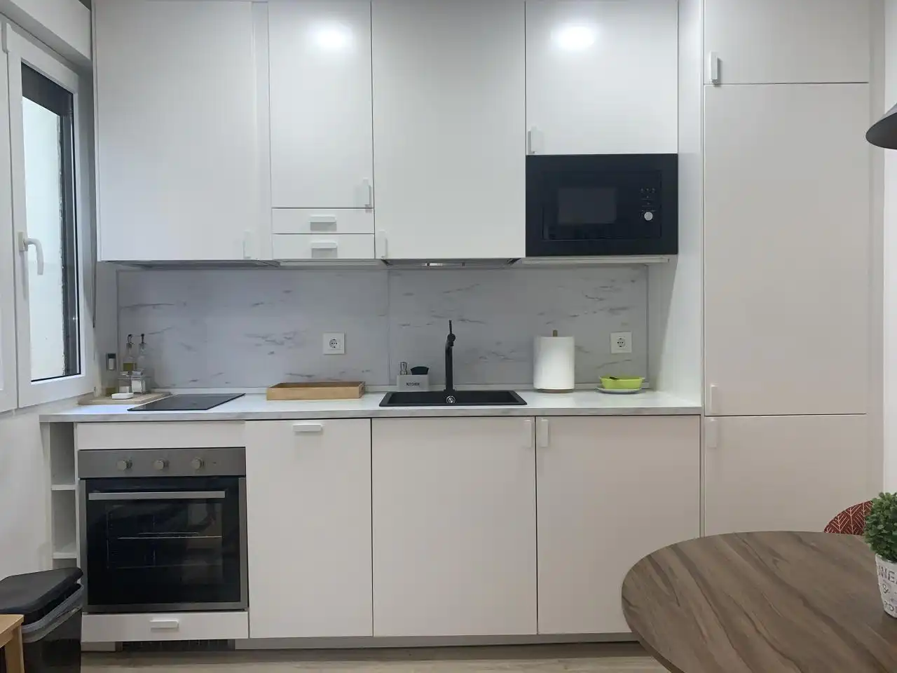 Kitchen of Flat for rent in Madrid  with Air Conditioner and Furnished