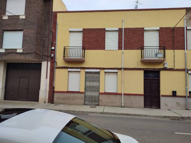 Casa-chalet en Venta en Calle los Carriegos en Trobajo del Cerecedo