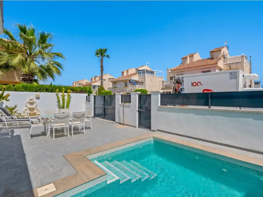 Casa con piscina en venta en Calle las Abubillas, imagen 28