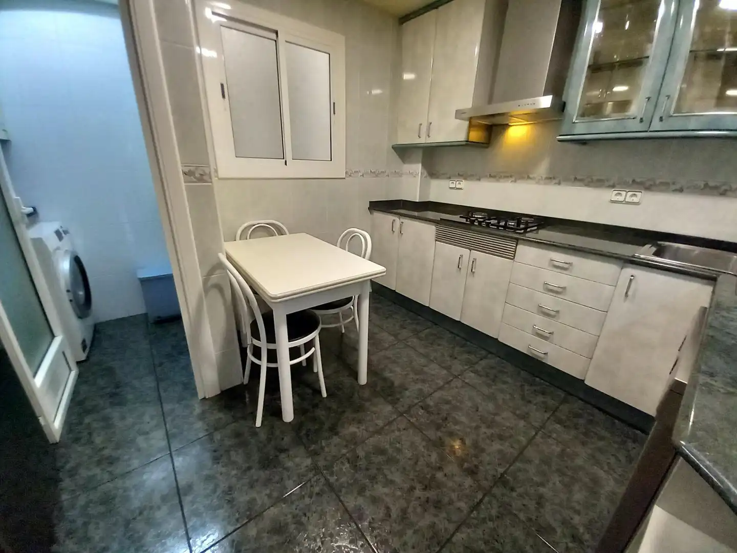 Cocina de Piso en venta en Barcelona con Aire acondicionado, Calefacción y Amueblado